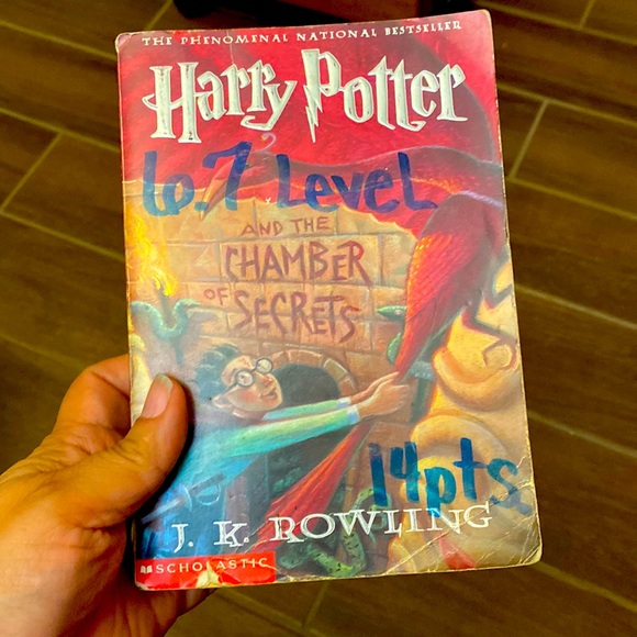 Harry Potter year 2 and the chamber of secrets - Picture 1 of 3